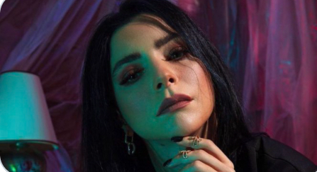 Merve Boluğur: “Günümüz ilişkilerinde kadınlar erkekleşti. Erkeklerin birçoğu da kadın gibi oldu.” Katılıyor musun?