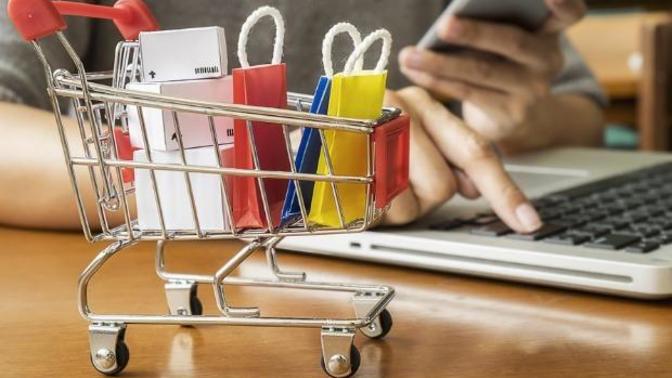 Online alışverişlerinizde hangi ödeme seçeneğini tercih ediyorsunuz?