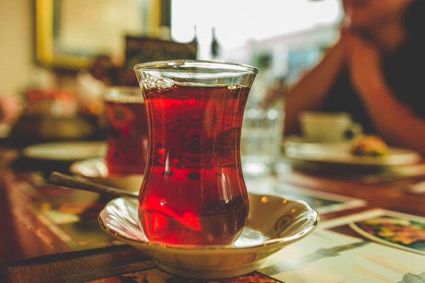 Turistlerin en çok tercih ettiği 6 Türk içeceği arasında senin favorin hangisi?