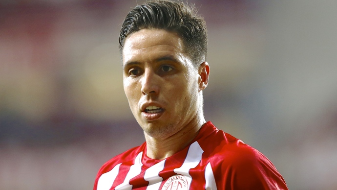 Sizce ülkemize büyük umutlarla transfer edilen ancak ülkemizde beklentiyi veremeyen en büyük hayal kırıklığı yaratan futbolcu kim?