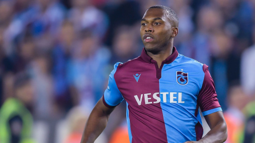 Sizce ülkemize büyük umutlarla transfer edilen ancak ülkemizde beklentiyi veremeyen en büyük hayal kırıklığı yaratan futbolcu kim?