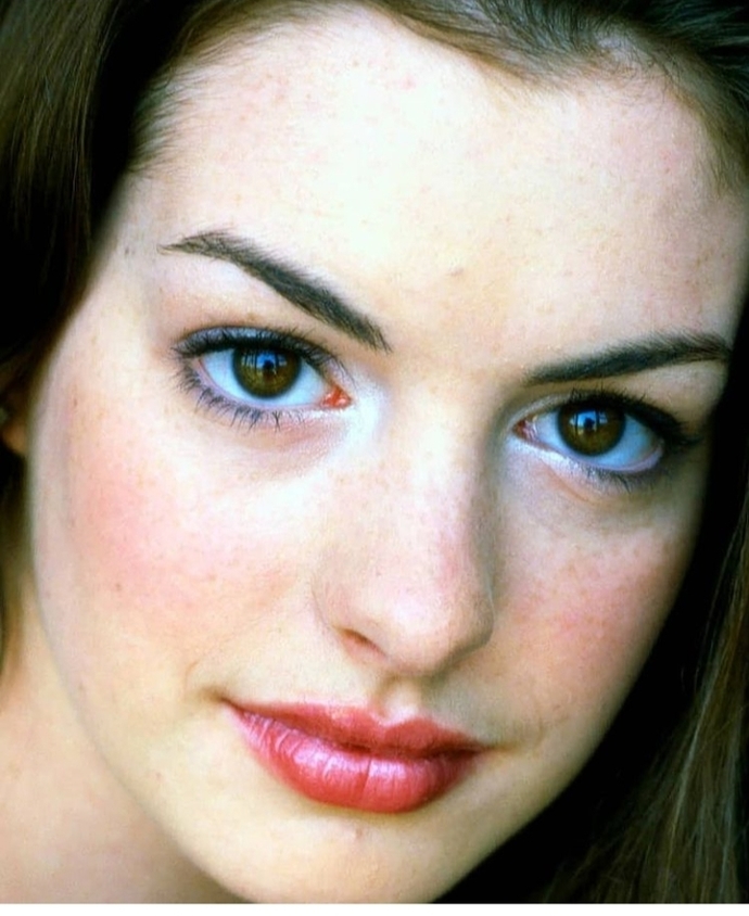 Anne Hathaway güzel bir kadın mı sizce?