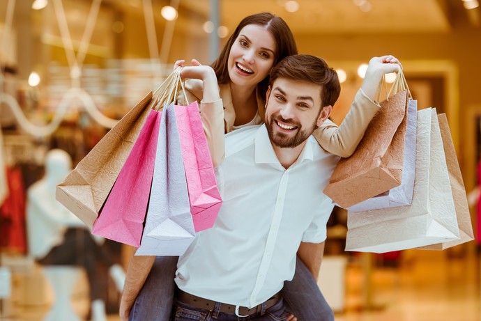 Yeni evlenecek çiftler ev alışverişine nereden başlamalı?