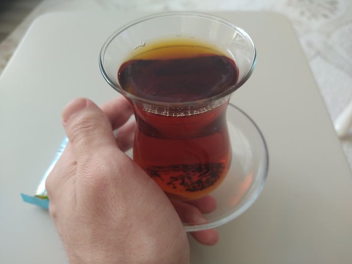 Çay seviyor musunuz, ne sıklıkla çay içiyorsunuz?