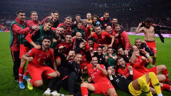 Türkiye - İtalya #Bizimcocukların maçı var?