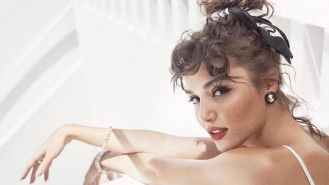 Esra Bilgiç mi Hande Erçel mi Ayça Ayşin Turan mı daha güzel?