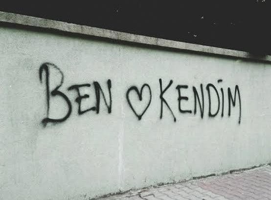 Sizin gibi biri karşınıza çıksa kesin aşık olurum diyebilir misiniz?