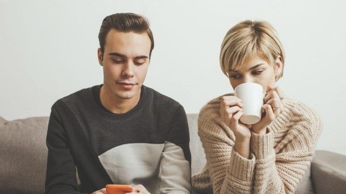 Sevgilinize Instagram şifrenizi verir misiniz?
