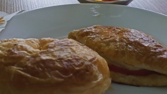 Boyoz +çay sevenler  var mı 😉😋?
