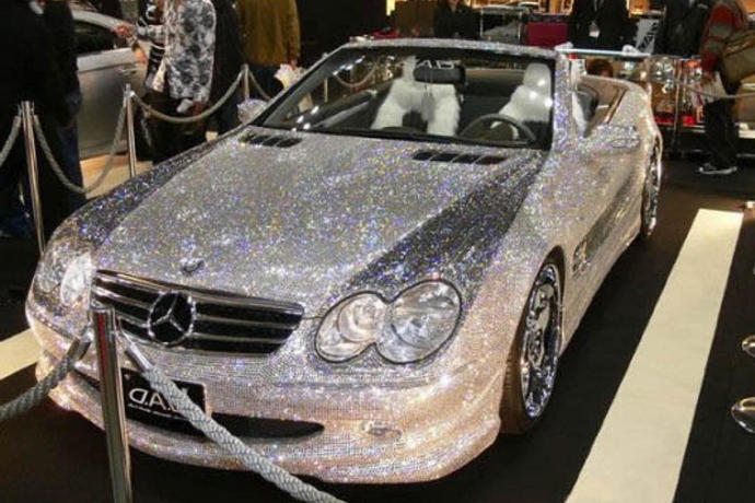 Arabamı diamond taşla kaplatsam gösteriş meraklısı mı olurum?