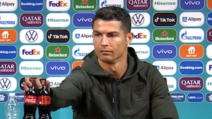 Ronaldoyu dinleyip cola yerine su içer misiniz?