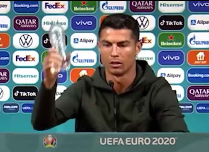 Ronaldoyu tebrik edelim mi?
