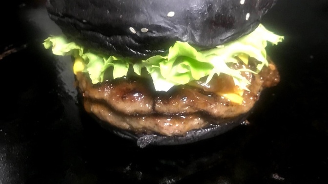 Black burger denediniz mi?