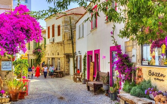 Kız kıza tatil için en güzel rota sence hangisi?