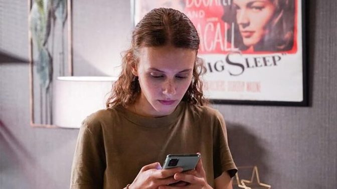 1.600 dolar olan Iphone fiyatları dudak uçuklattı! Iphone alabilmek için neyinizi satmanız lazım?