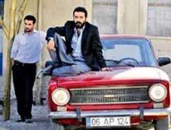 Bir kız olarak en sevdiğim arabanın Murat 131 olması anormal mi?