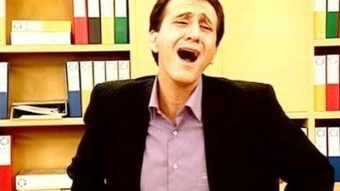 Hoşlandığım hatun maço erkeklerden hoşlanıyor ve bana "paşam" diye hitap ediyor. Nasıl hareket etmeliyim?
