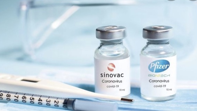 Gençler için Sinovac mı Biontech mi?