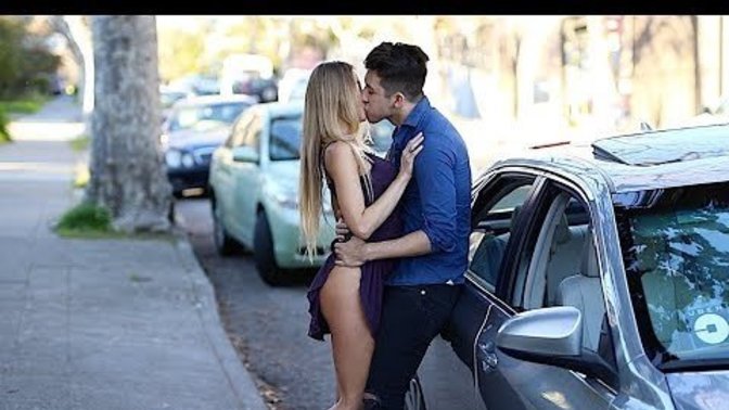 Bu Youtube da ki Kissing Prank'da ki öpüşen kızlar gerçek mi?