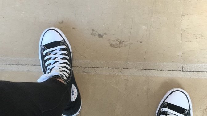 Bu converse çakma gibi mi duruyor?