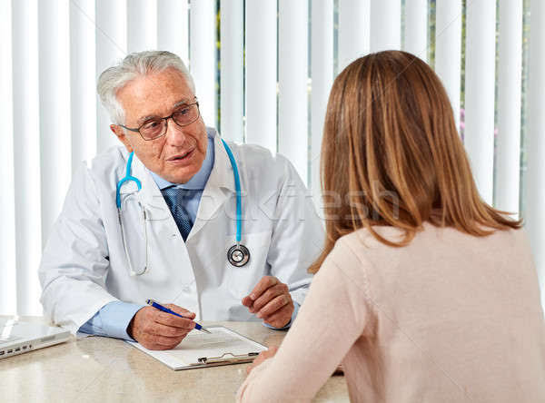 Yaşlı doktor mu genç doktor mu tercih edersiniz?