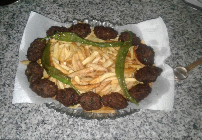 Köfte patates sever misiniz?
