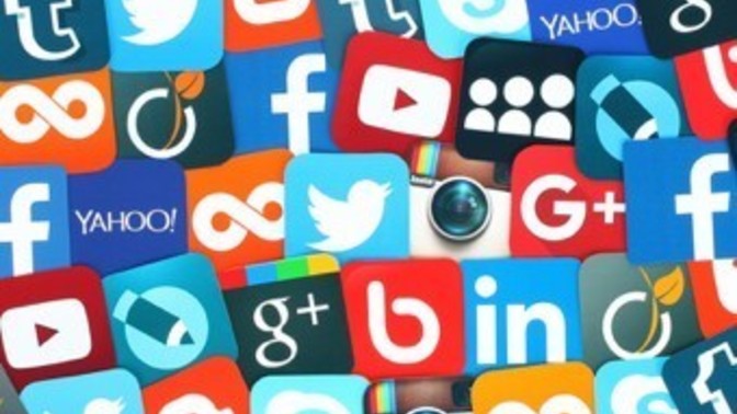 Telefon numarası değiştirince, yeni numaramı sosyal medya hesaplarıma sorunsuz bir şekilde ekleyip güncelleyebilir miyim?