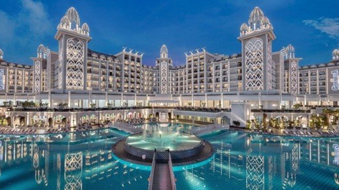 Otel tatili mi yoksa gezmeli bir tatil mi tercihiniz?
