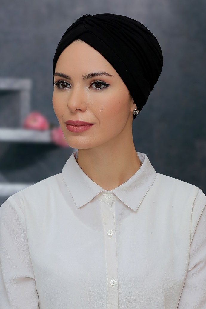 Samimi olduğum bir arkadaşıma hediye almak istiyorum. Sizce ne alabilirim?