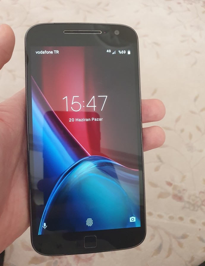 Önceki Telefonum Bu Akıllı Telefon Moto G4 Plus 4 Yıldır Kullandım Çok Emeği Oldu Önceki Telefonum Nasıl Görünüyor şu an ki Hali?