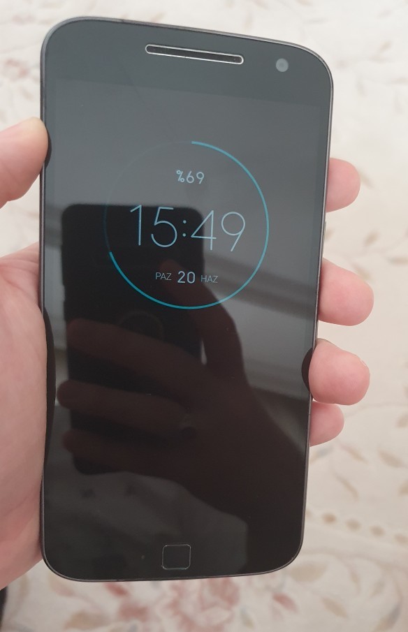 Önceki Telefonum Bu Akıllı Telefon Moto G4 Plus 4 Yıldır Kullandım Çok Emeği Oldu Önceki Telefonum Nasıl Görünüyor şu an ki Hali?