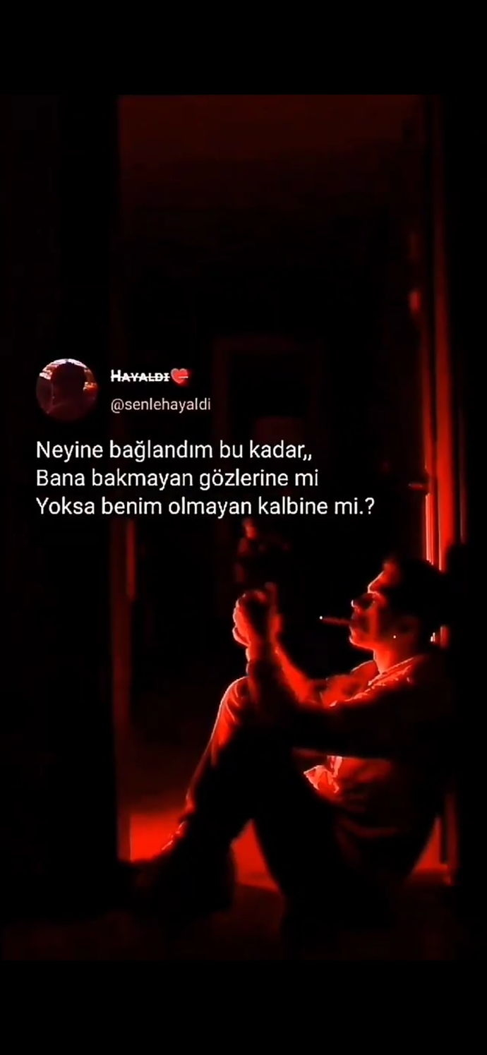 Sizce aşık olduğum kişi bana bakar mı?