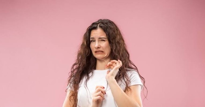 Kızlar aşk ilişkisinde en nefret ettiğiniz şey nedir?