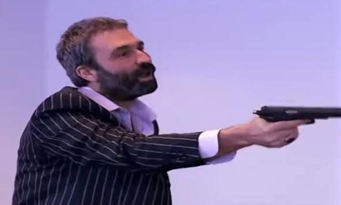Geceye bir kurtlar vadisi repliği bırakalım mı?