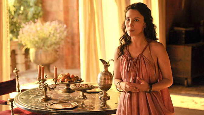Game of Thrones dizisinde oynamış olan Sibel Kekilli güzel mi?