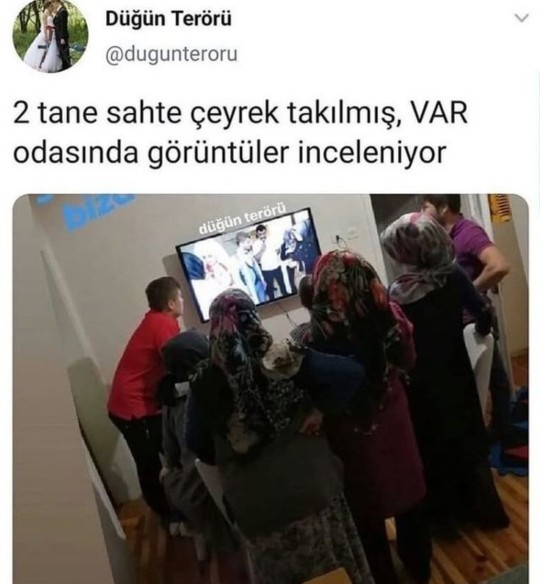 Dün arkadaşın düğünü vardı. Sahte çeyrek altın taktım, anlar mı benim taktığımı?