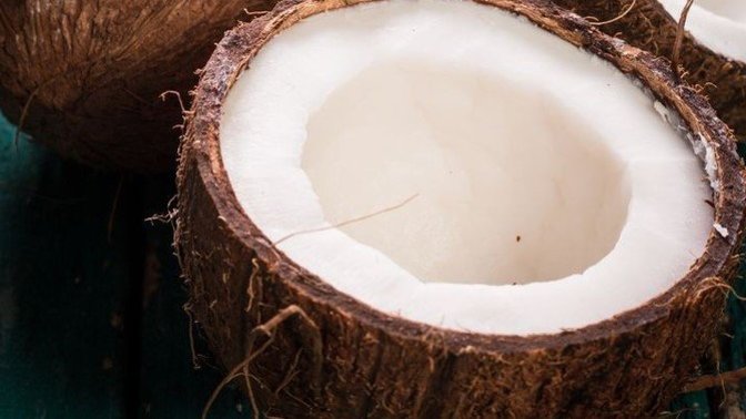 Hindistan cevizi almaya pazara gittim 1 haziranda, pazarcı mevsimi geçti dedi. Sizin çevrenizdeki marketlerde satılıyor mu şu an?