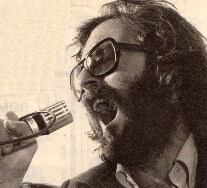 Sizce hangi sanatçının filmi yapılmalı?