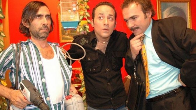 Türk dizi tarihinin en komik yapımı sizce hangisi?