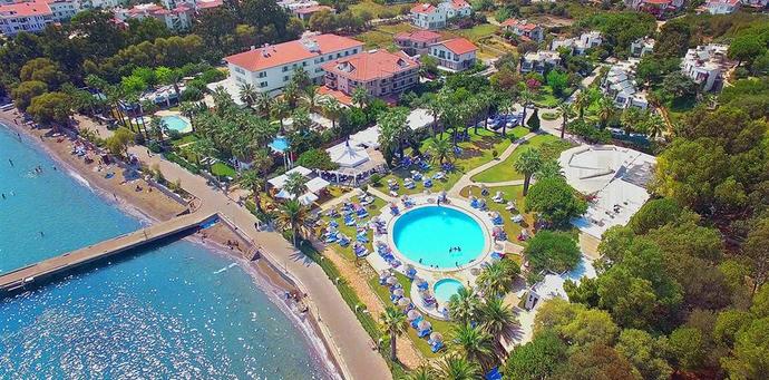 Tatil için genellikle oteli mi tercih edersiniz yoksa tatil köyü vb. yerler mi?