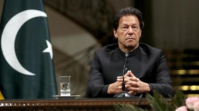 Pakistan Başbakanı: Tecavüzlerin nedenini açık giyim! Açık giyinmek tecavüzü mü meşrulaştırıyor?