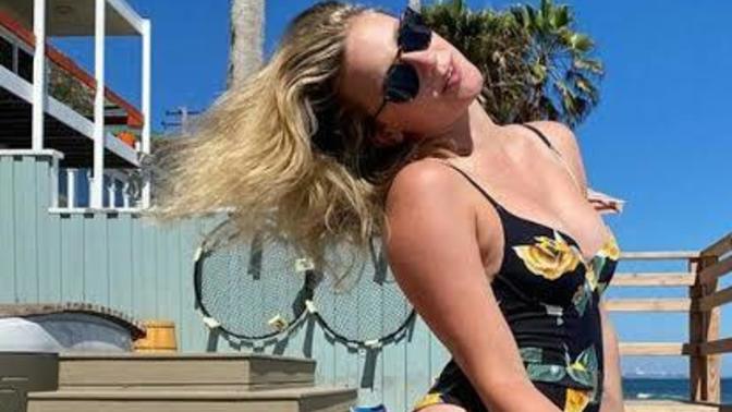 Lili Reinhart fiziği nasıl?
