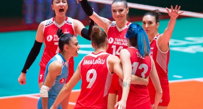 Filenin Sultanları bu akşam dörtlü finalde ABDde ile karşılaşacak. Sizce kazanan kim olur?