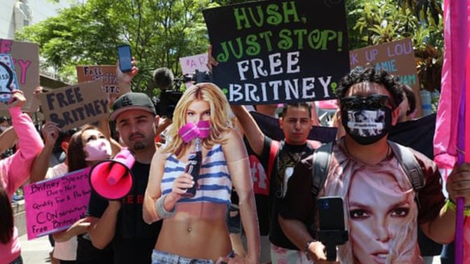 Britney Spears: Babam tekrar anne olmama izin vermiyor, spiral taktırıyor! Bu normal mi?