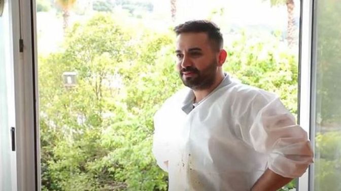Kadir Ezildi cam silerken düştü! Temizlik yaparken güvenliğinizi düşünüyor musunuz?