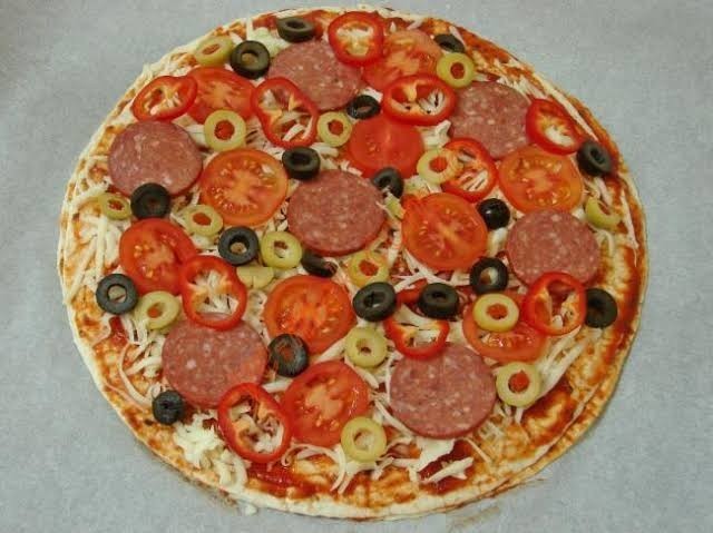 Lavaştan pizza nasıl yapılır?