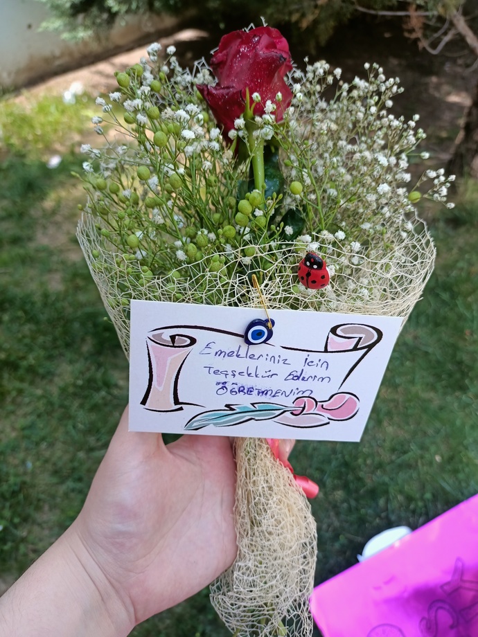 Bugün seni sevindiren ne yaşadın benim ki aşağıda 💗🌹?