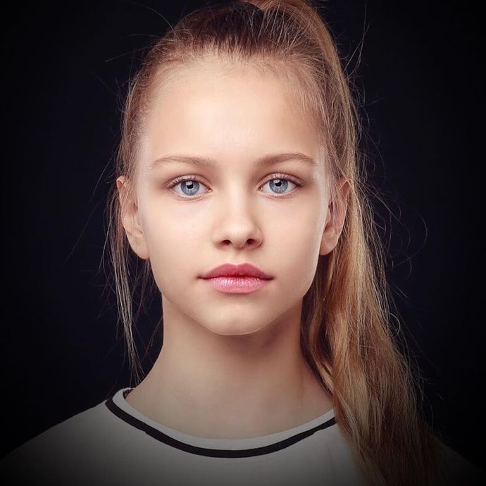 16 yaşında ki model Klaudia Pietras nasıl sence?