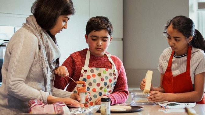 Otizmin sebebi akraba evliliği olabilir mi?
