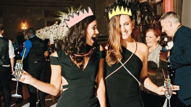 After party elbisesi gelinlik gibi olmalı mı?